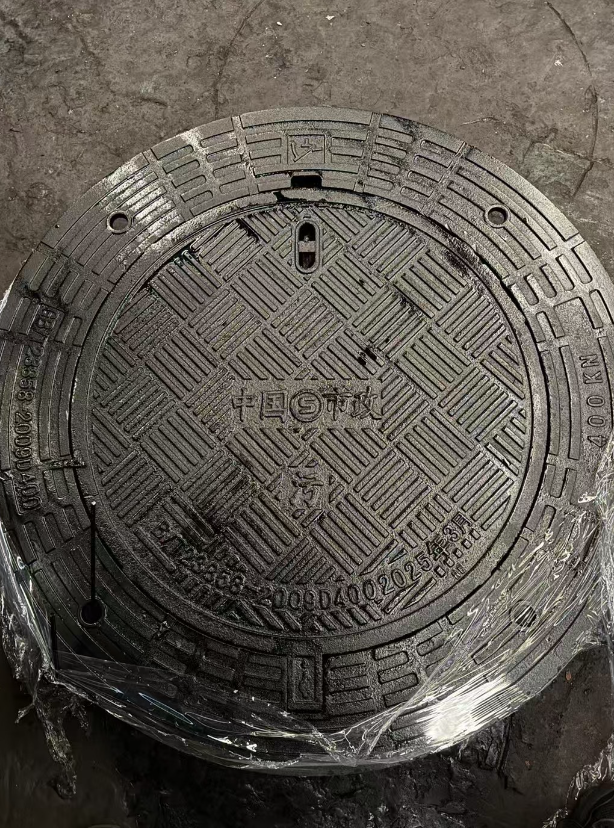 管城回族球墨铸铁防沉降井盖展示